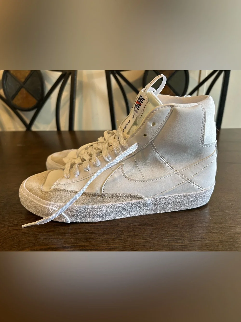 Nike Blazer ‘77 Youth Sz 6.5 White High-Top Sneakers with Subtle Swoosh